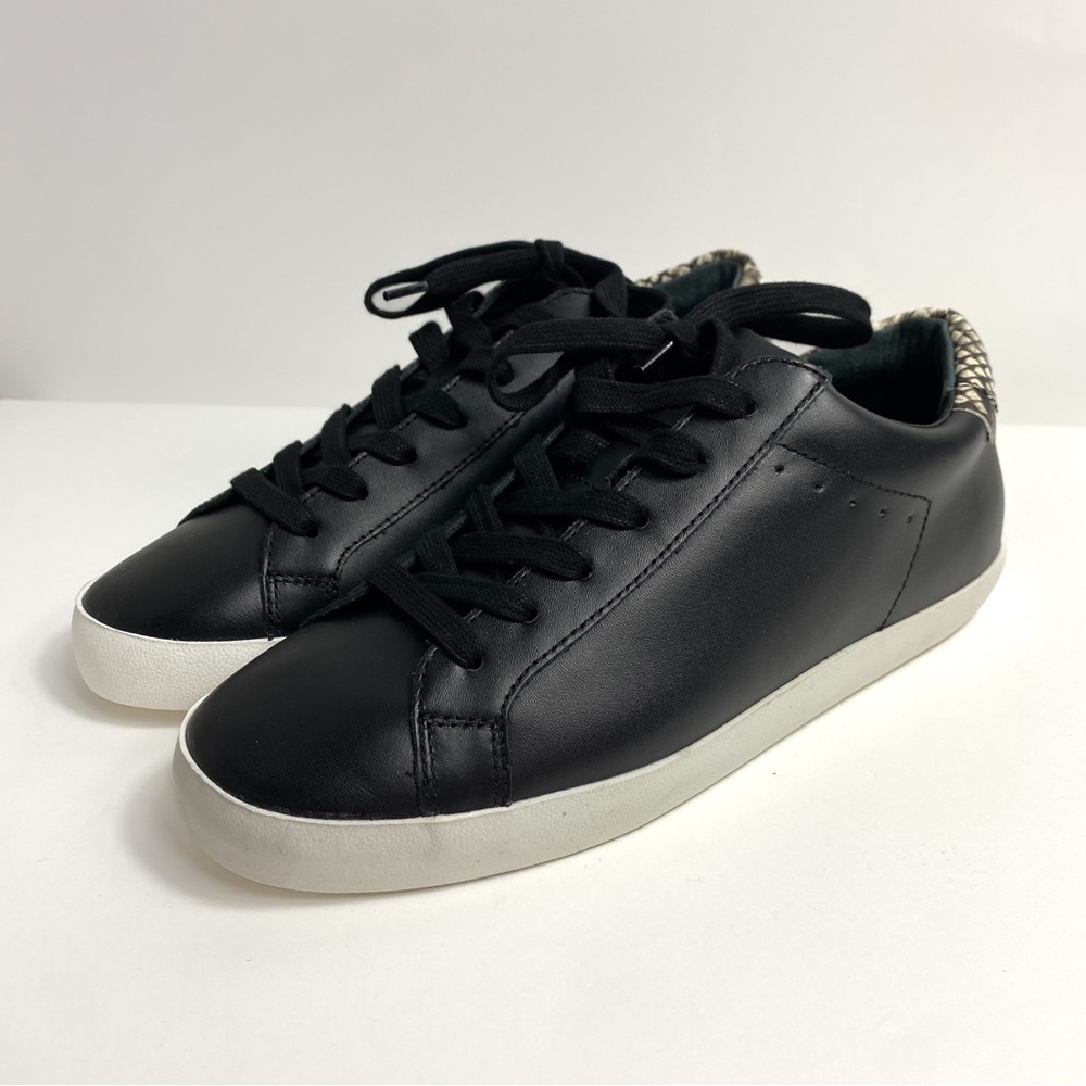 NEW Banana Republic Leather Essential Sneaker SZ 8 - Picture 2 of 10